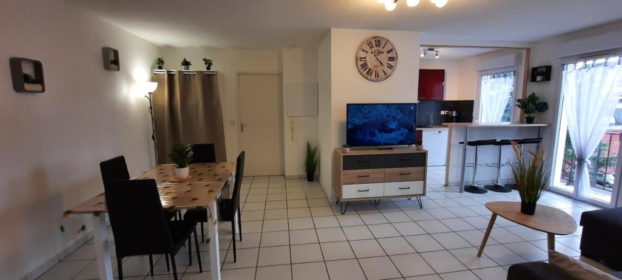 T3 Entierement Renove - 5 Couchages Appartement Lourdes Buitenkant foto