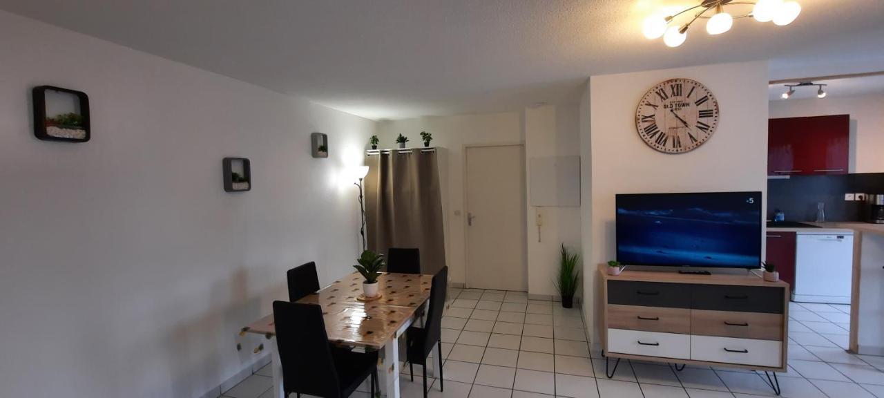 T3 Entierement Renove - 5 Couchages Appartement Lourdes Buitenkant foto
